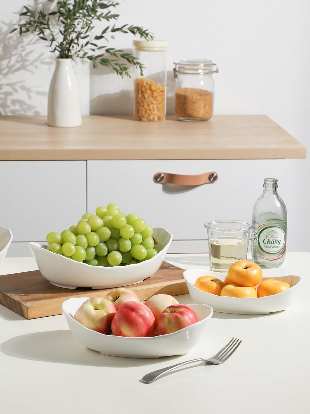 3 Tier White Ceramic Fruit Bowl T82247