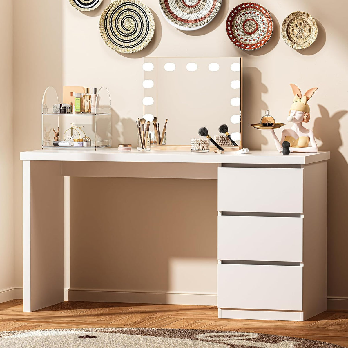White Desk with Drawers L157222